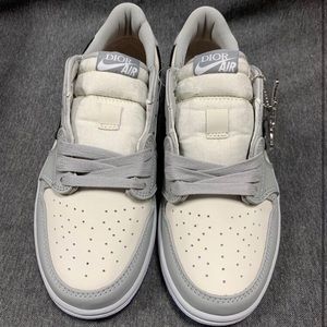 Air Jordan 1 low Dior